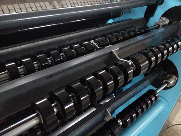 TTR半自動分切機