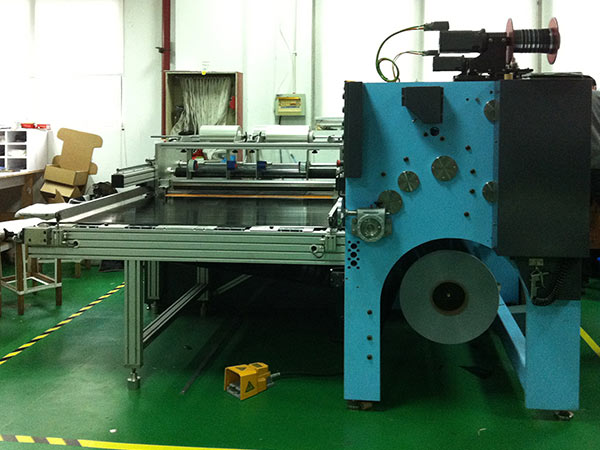 TTR半自動分切機