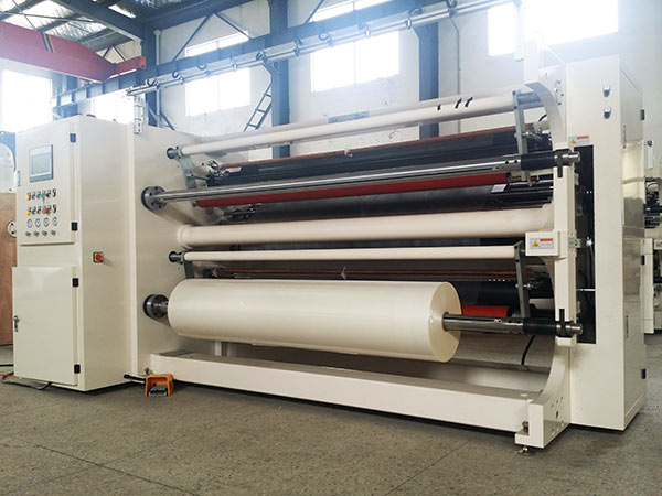 軸式預(yù)涂膜復(fù)卷分切機(jī)