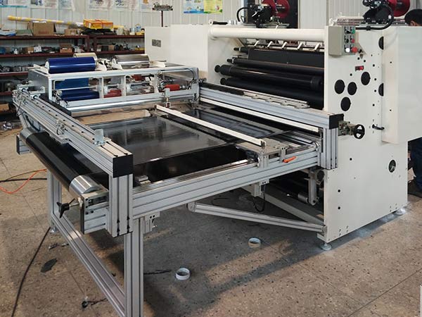 TTR全自動(dòng)分切機(jī)WKZ